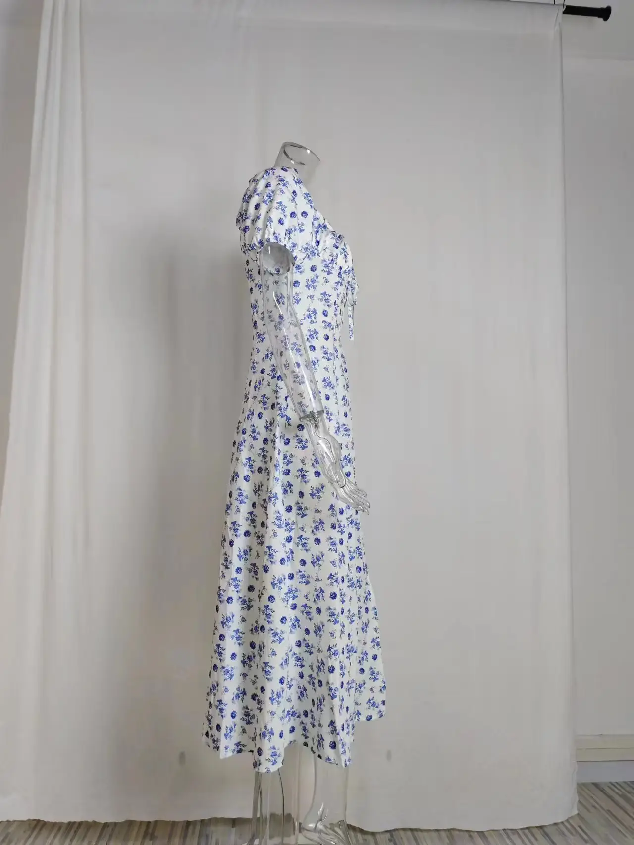 Green Floral Puff Sleeve Tie Dress for Women — feature 22