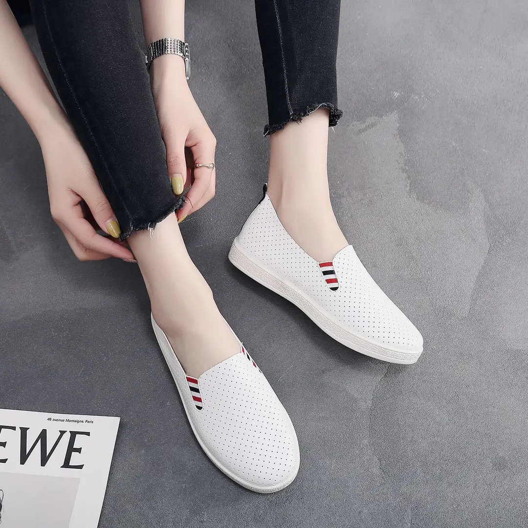 Old Beijing Cloth Shoes Women's Hollow Breathable Single-layer Shoes Flat Bottom All-match Cyber Popular White Shoes Soft Bottom Spring/Summer 2025 New Arrival - Image 6
