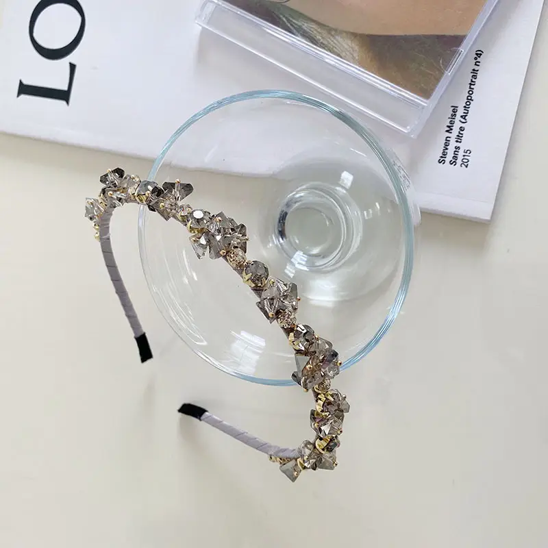 Korean Wave Crystal Pearl Bridal Headband Set - Image 2