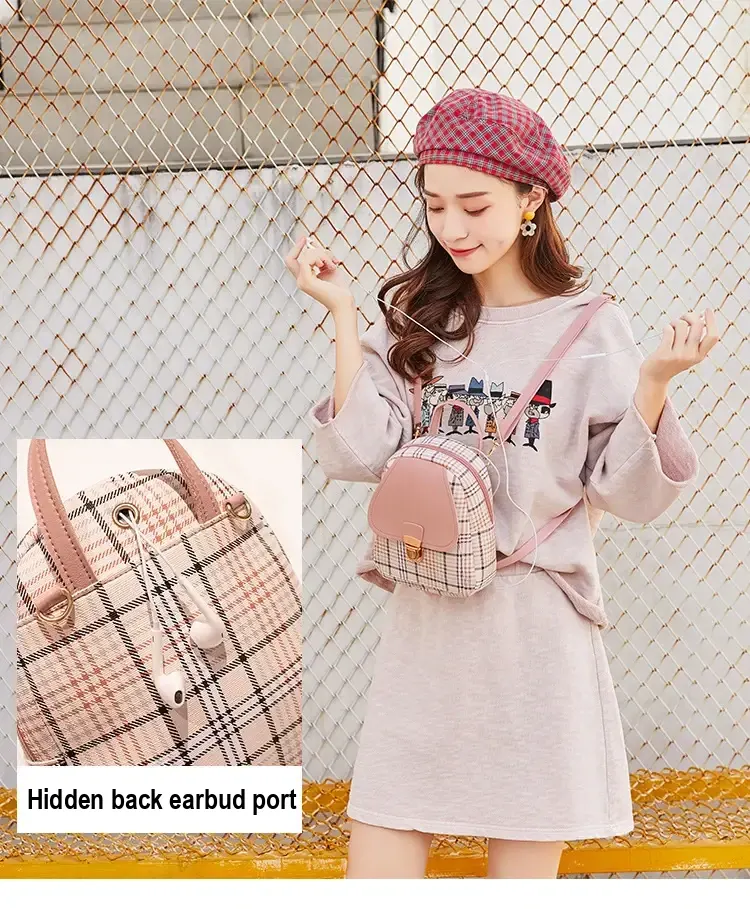 Model wearing the backpack; inset shows the rear earphone opening.