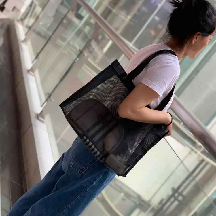 New Korean Style Mesh Wash Bag Large Capacity - Image 8