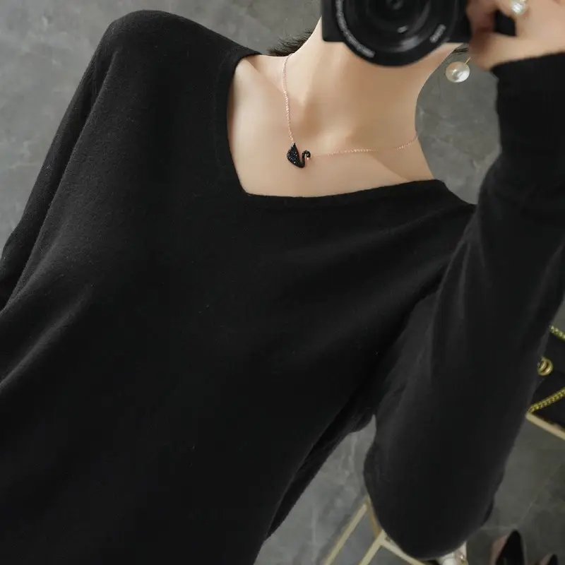 Women V-Neck Pullover Long Sleeve Knit Warm Winter Wear - Image 3