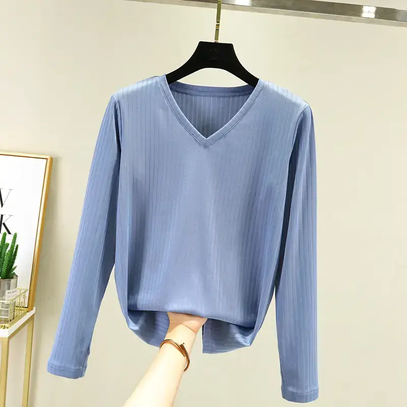 Women Grey V-Neck Long Sleeve T-Shirt - Image 4
