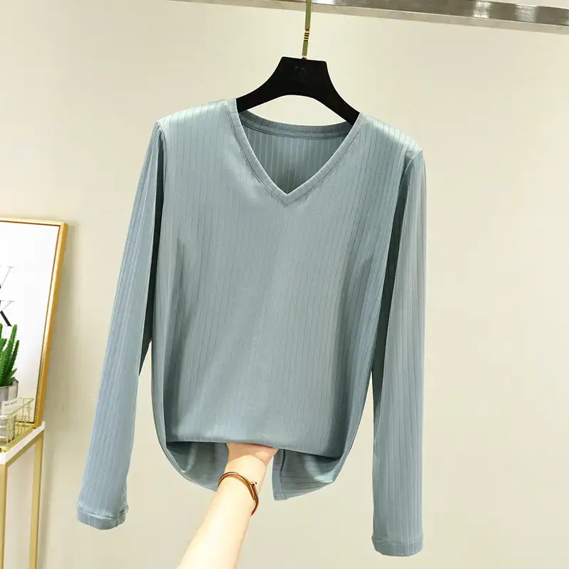 Women Grey V-Neck Long Sleeve T-Shirt - Image 5