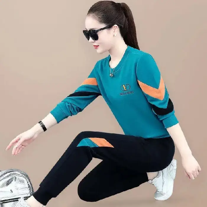 Women Sports Suit Red Black Sweatshirt Set Plus Size - Image 3