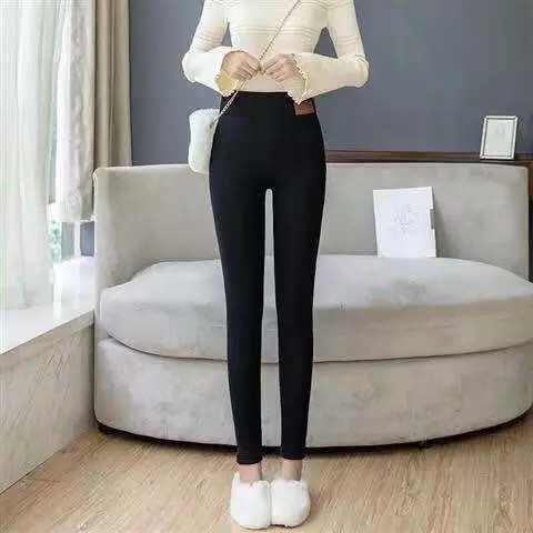 Women's Fleece Lined Warm Leggings with Leather Label - Image 7