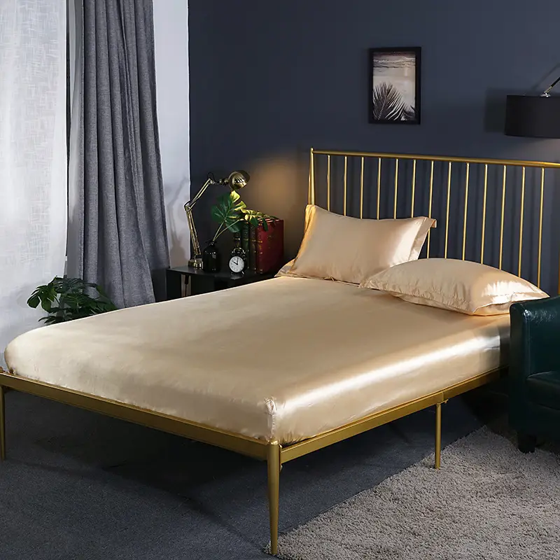Solid Color Washed Silk Fitted Sheet Single Piece Solid Color Silk Satin 1.5m 1.8m Silky Smooth Bed Sheet Double Bed Fitted Sheet for Sleeping Naked
