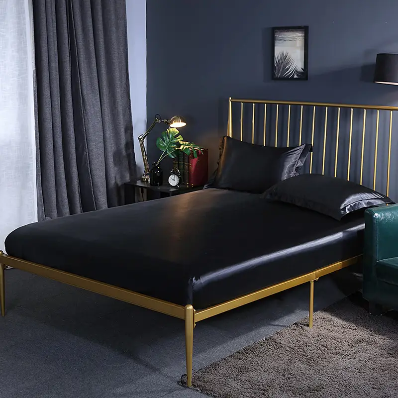 Solid Color Washed Silk Fitted Sheet Single Piece Solid Color Silk Satin 1.5m 1.8m Silky Smooth Bed Sheet Double Bed Fitted Sheet for Sleeping Naked