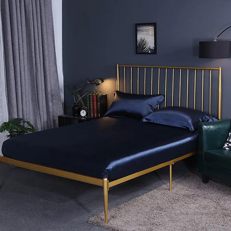 Solid Color Washed Silk Fitted Sheet Single Piece Solid Color Silk Satin 1.5m 1.8m Silky Smooth Bed Sheet Double Bed Fitted Sheet for Sleeping Naked