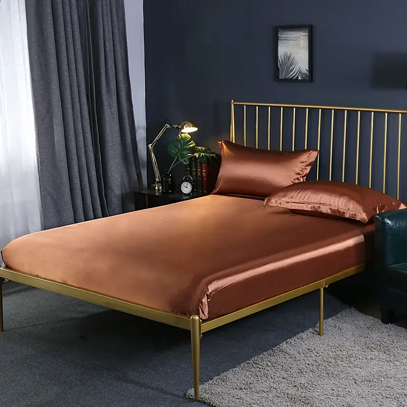 Solid Color Washed Silk Fitted Sheet Single Piece Solid Color Silk Satin 1.5m 1.8m Silky Smooth Bed Sheet Double Bed Fitted Sheet for Sleeping Naked