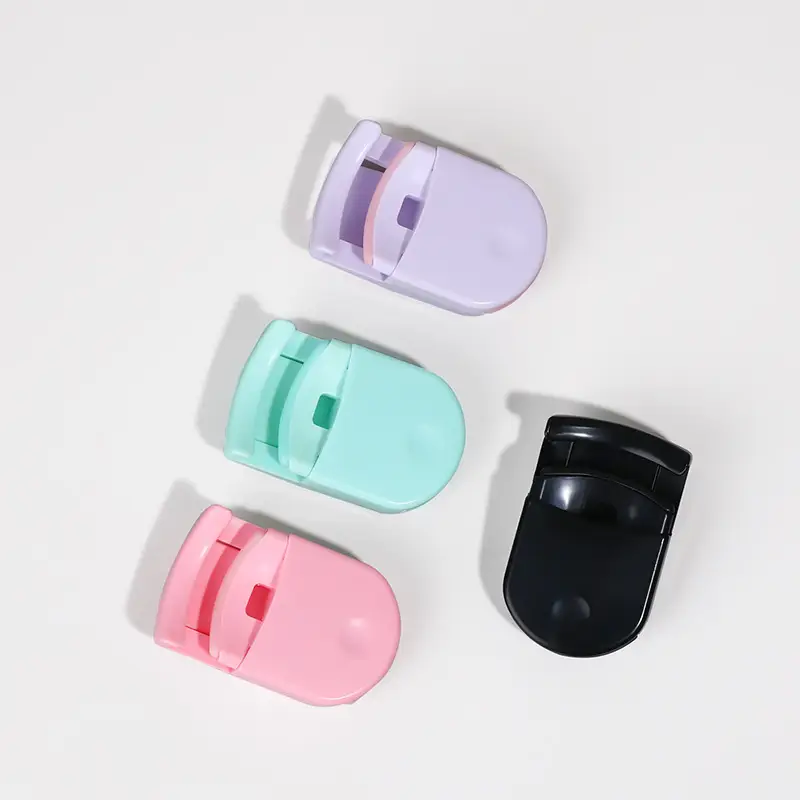Mini Wide Angle Eyelash Curler for Women - Image 7