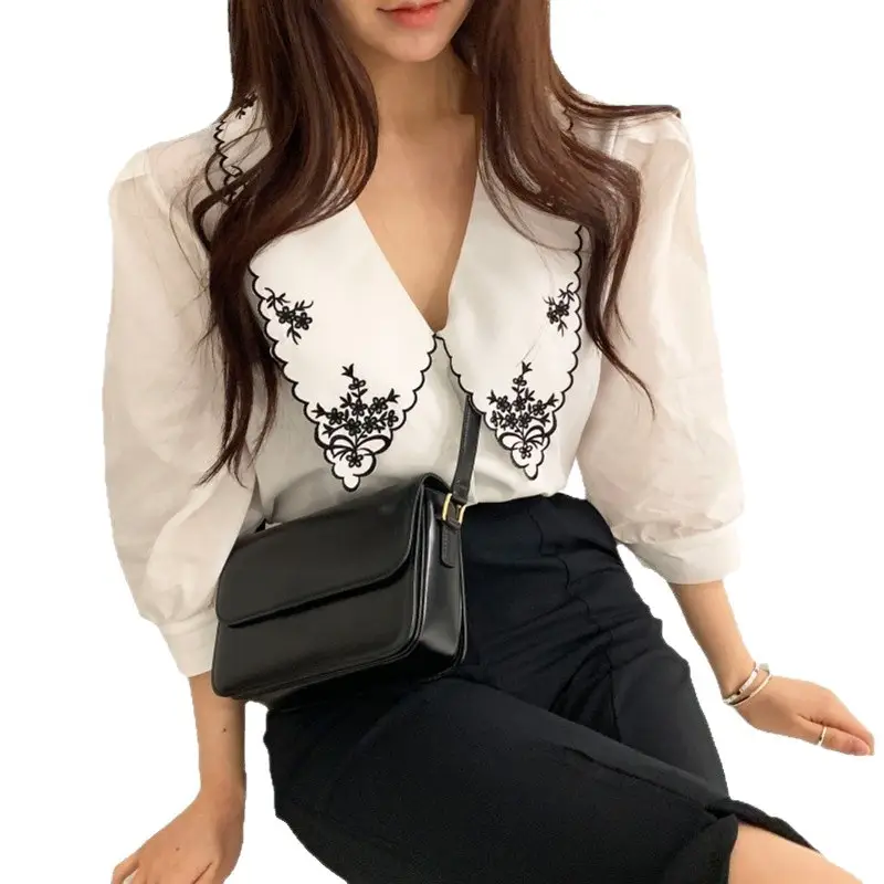 Black Embroidered V-Neck Lapel Shirt with White Lace