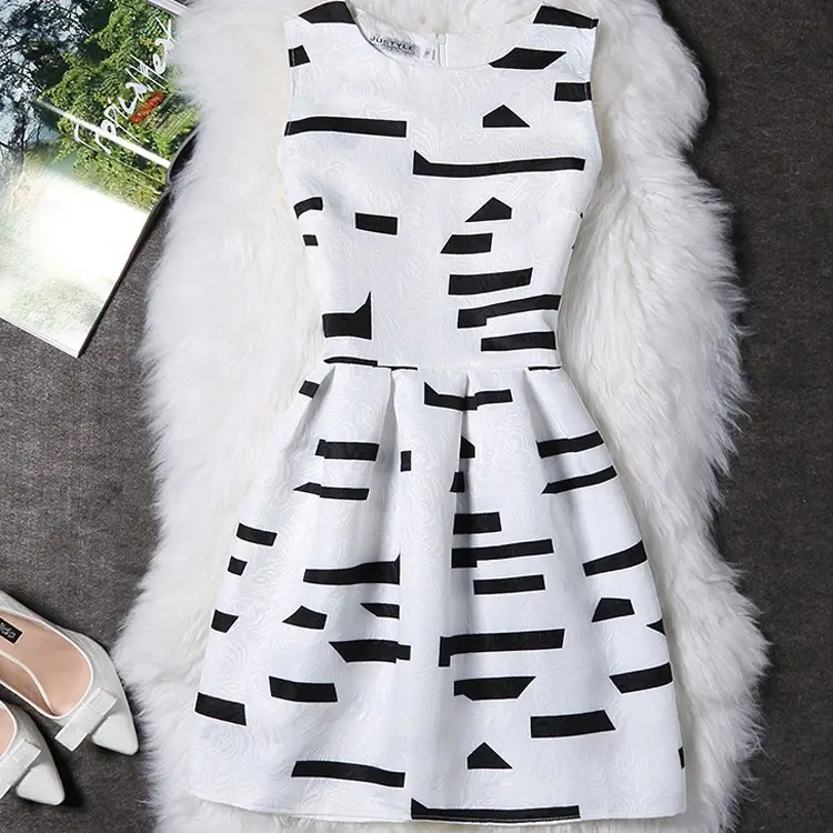 Women Printed Sleeveless Dress Black White Slim Fit