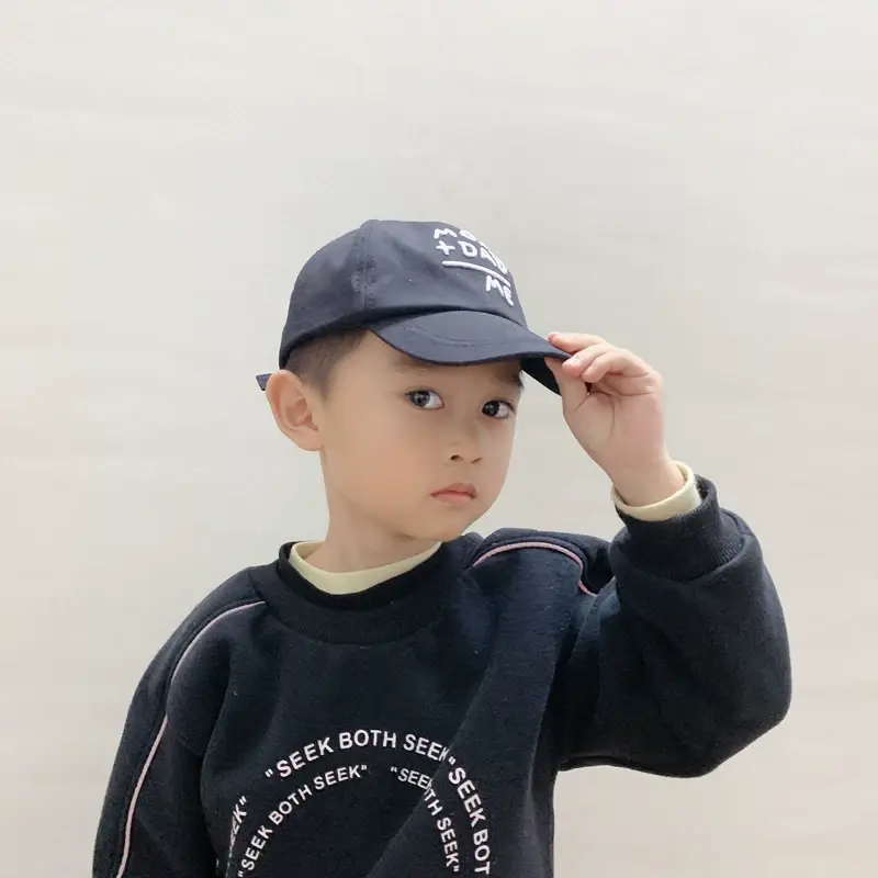 Yellow Mom Dad Me Peaked Cap for Boys Girls — feature 10