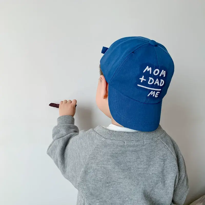 Yellow Mom Dad Me Peaked Cap for Boys Girls — feature 19