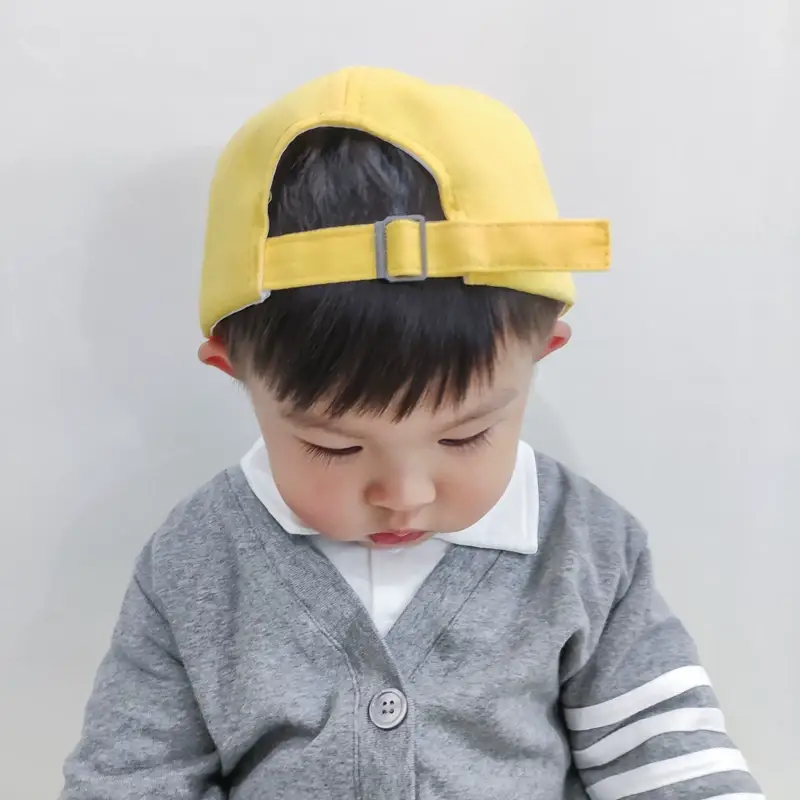 Yellow Mom Dad Me Peaked Cap for Boys Girls — feature 5
