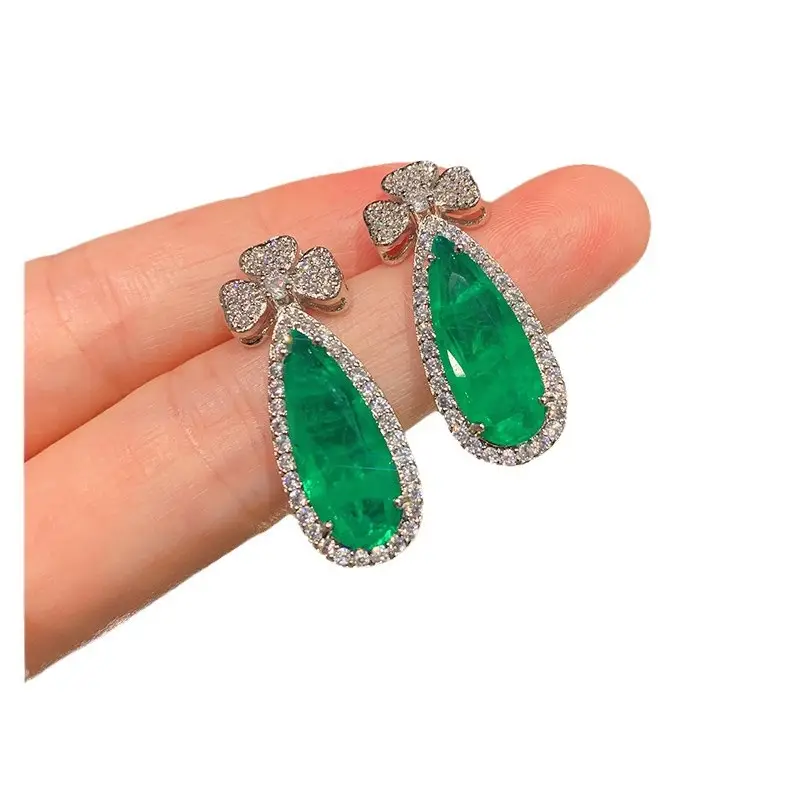 Emerald Pear-Shaped Necklace Earrings Set 8x20 - Image 9