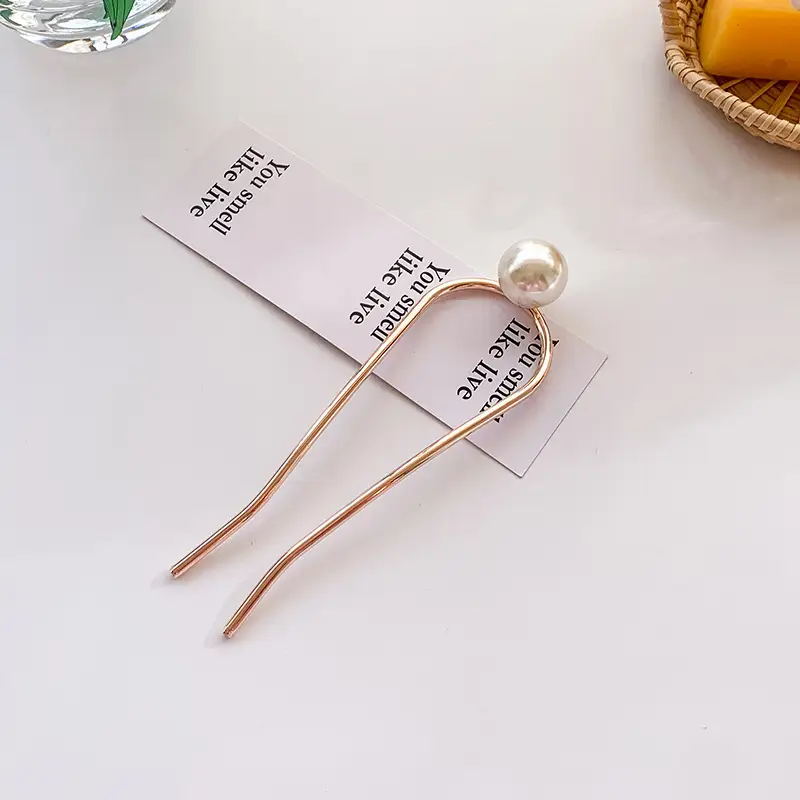 U-Shaped Pearl Hairpin Gold Minimalist Elegant - Image 2