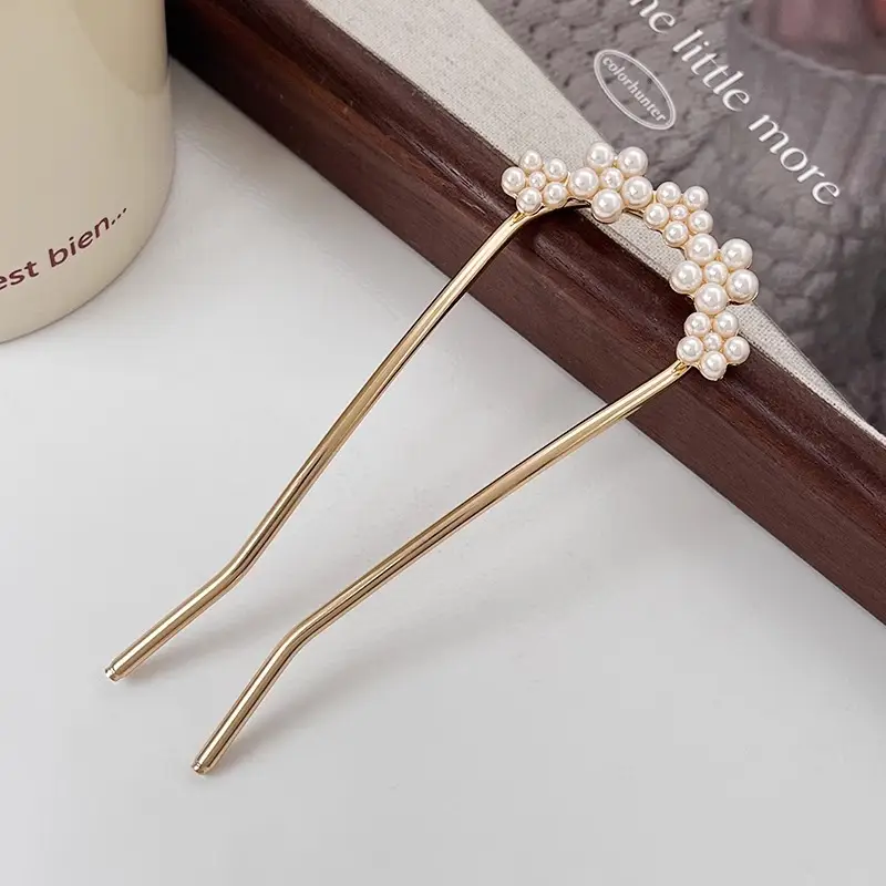U-Shaped Pearl Hairpin Gold Minimalist Elegant - Image 6
