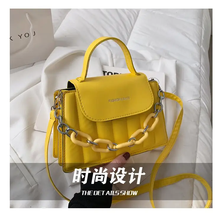 Red Korean Style Mini Shoulder Bag with Thick Chain — feature 7