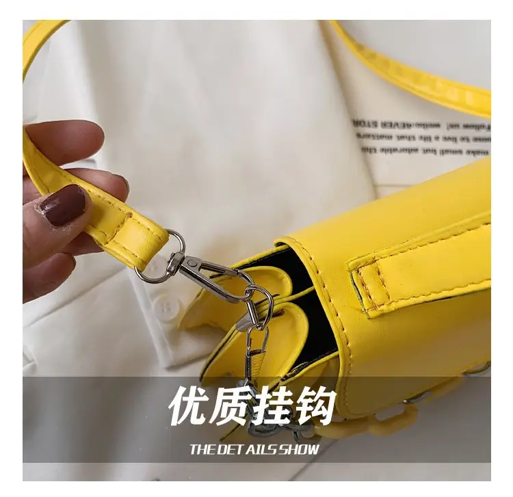 Red Korean Style Mini Shoulder Bag with Thick Chain — feature 8