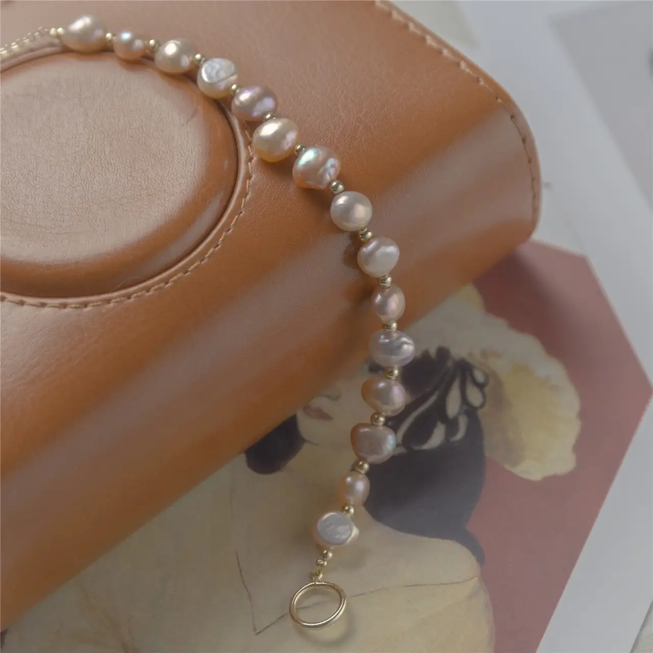 Natural Baroque Pearl Bracelet 14K Gold Light Luxury — feature 6