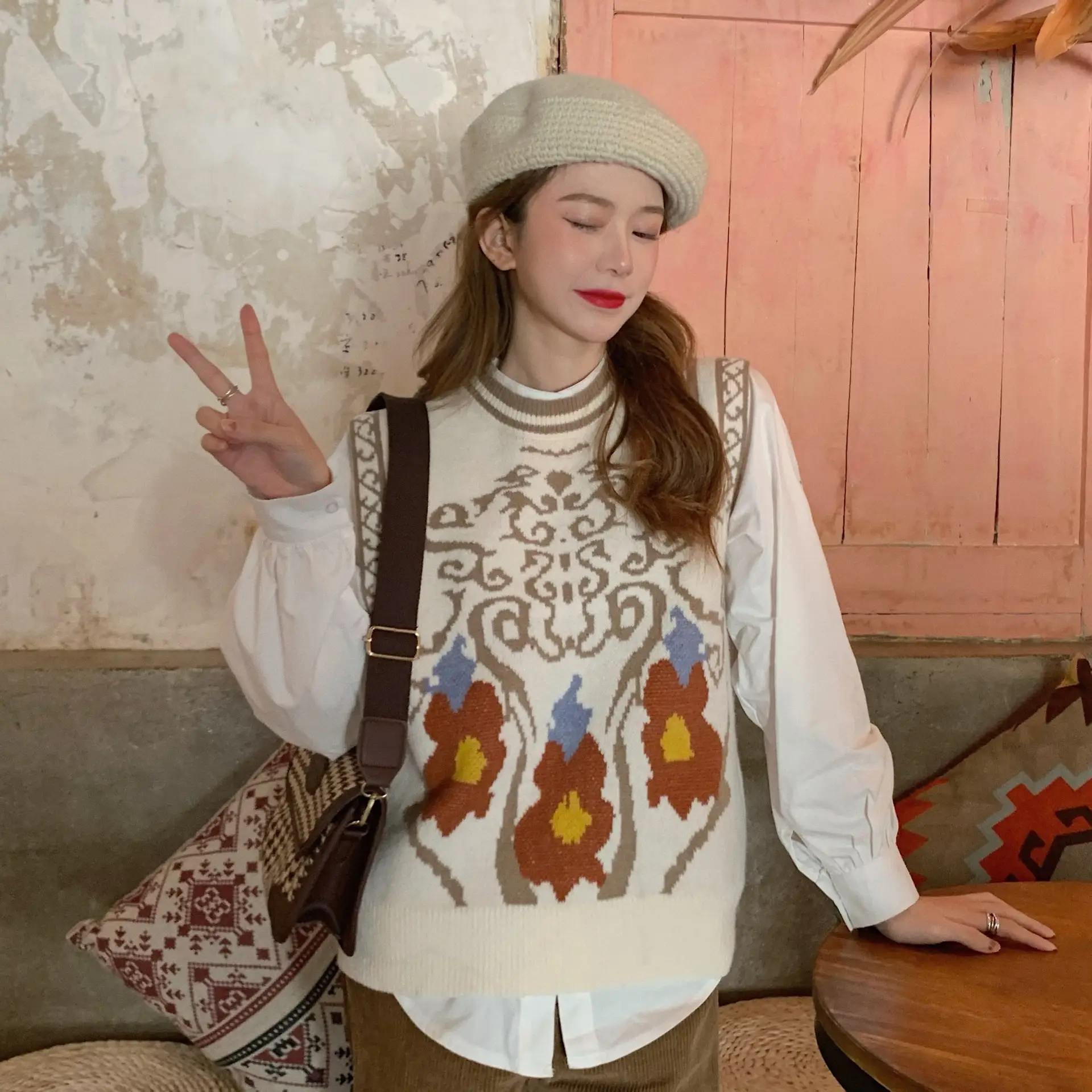 Women Korean Style Jacquard Sweater Vest Autumn Winter — feature 7
