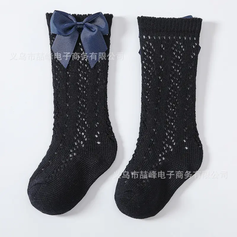 Black Knitted Mid-Length Socks with Bow for Girls - Image 4