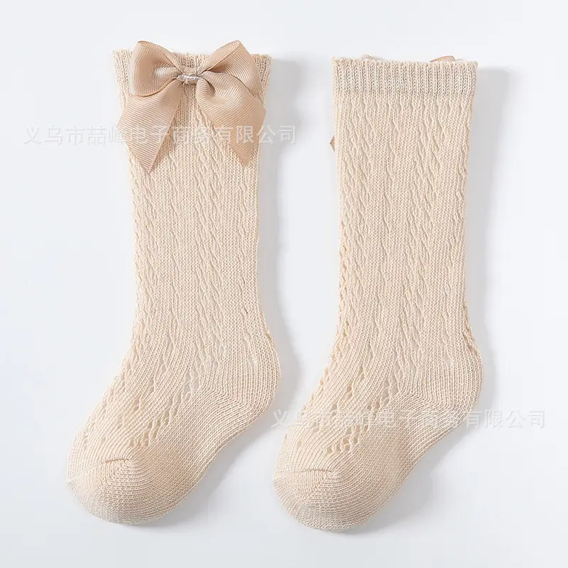 Black Knitted Mid-Length Socks with Bow for Girls - Image 5