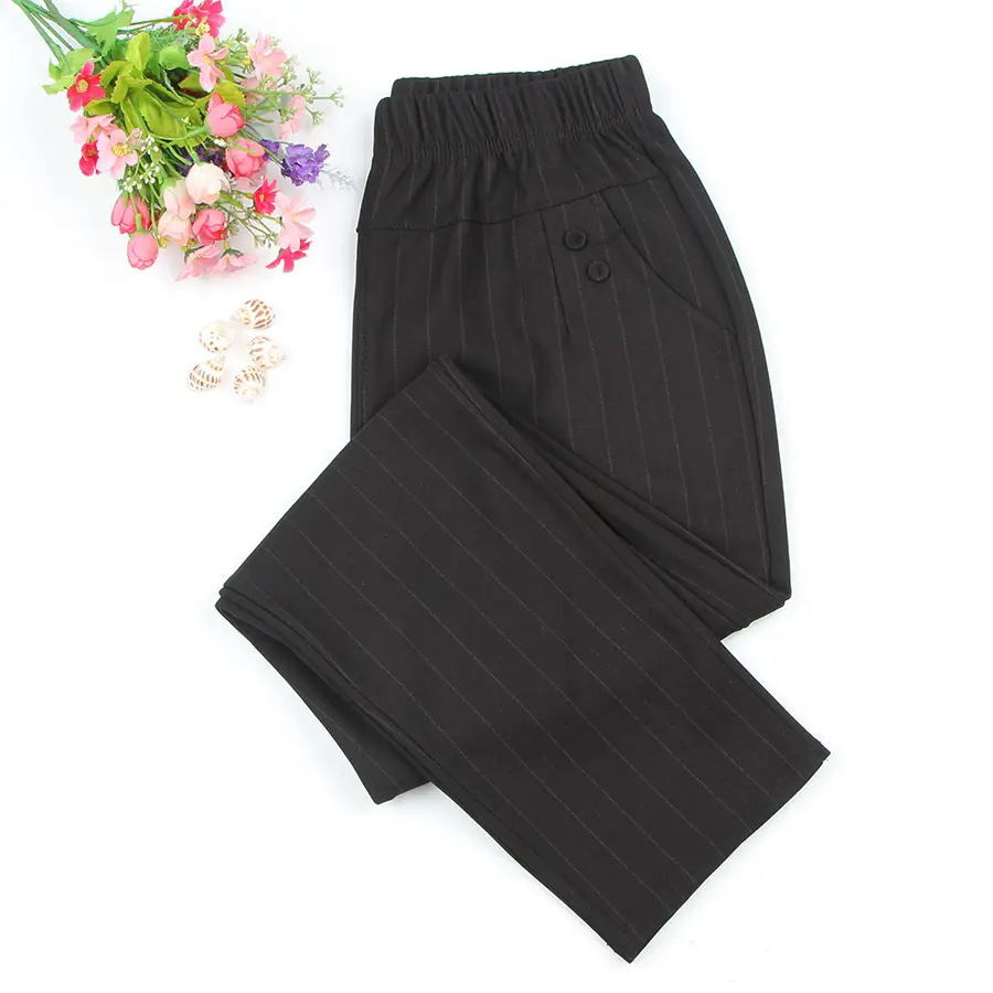 Black Straight Leg Pants for Women 2025 - Image 13