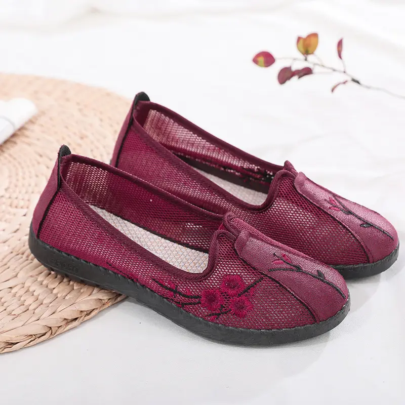 Old Beijing Cloth Shoes, Summer Soft Slip-On Mesh Shoes for Women, Middle-Aged and Elderly Mother's Shoes, Factory Direct Delivery, Casual and Versatile - Image 4
