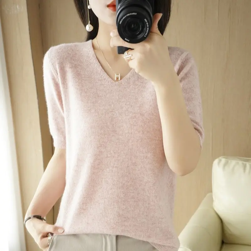 Women V-Neck Knitted T-Shirt Red Short Sleeve