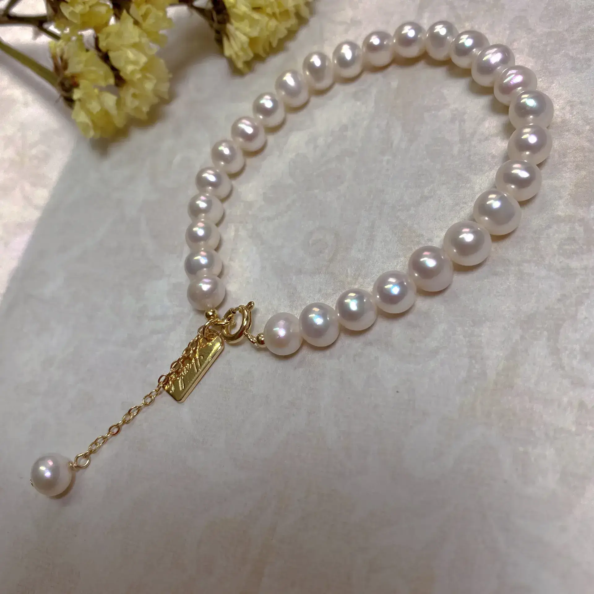 14K Gold Pearl Bracelet with Chain Drop