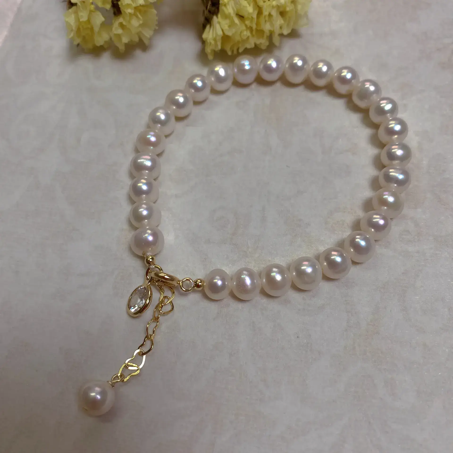 14K Gold Pearl Bracelet with Chain Drop
