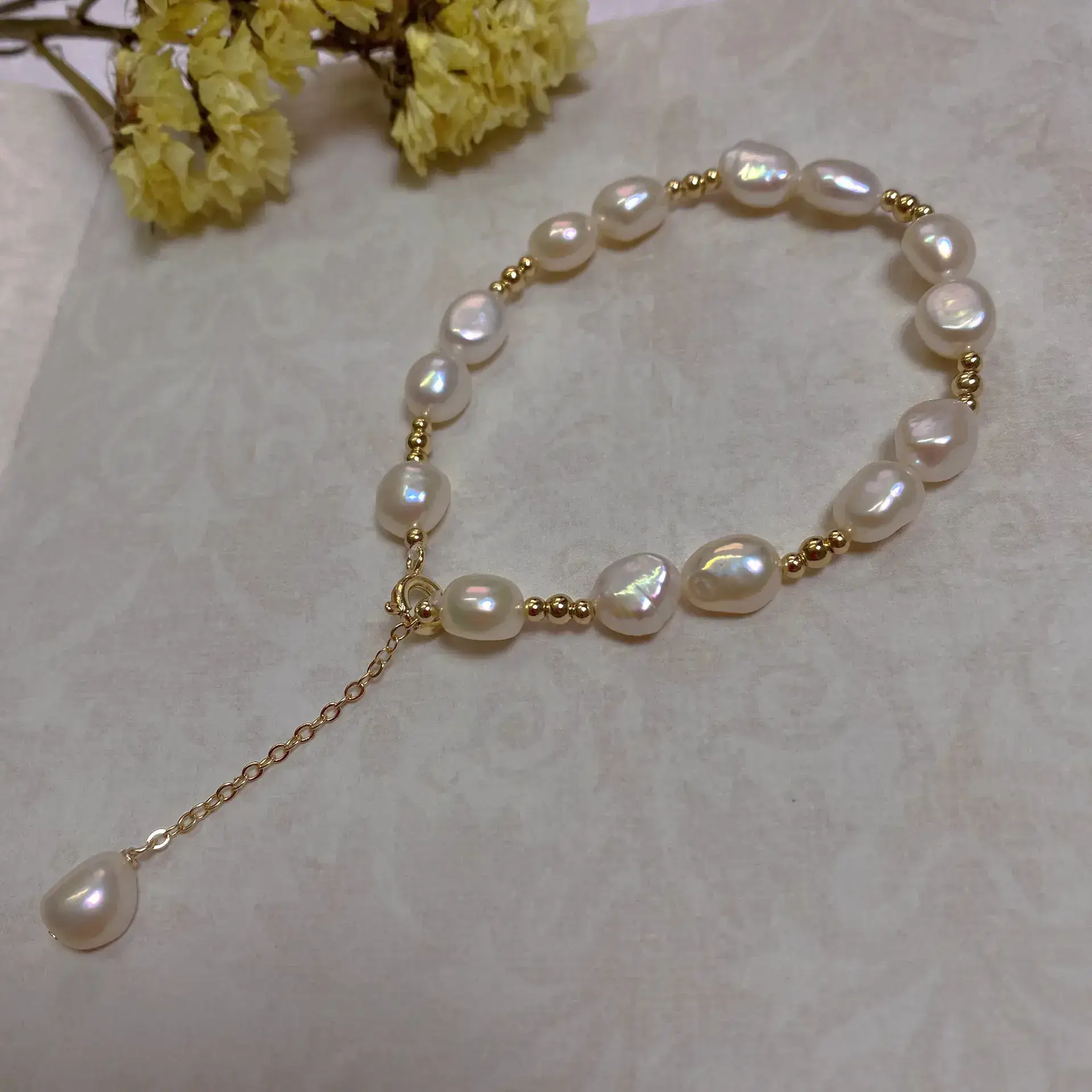 14K Gold Pearl Bracelet with Chain Drop