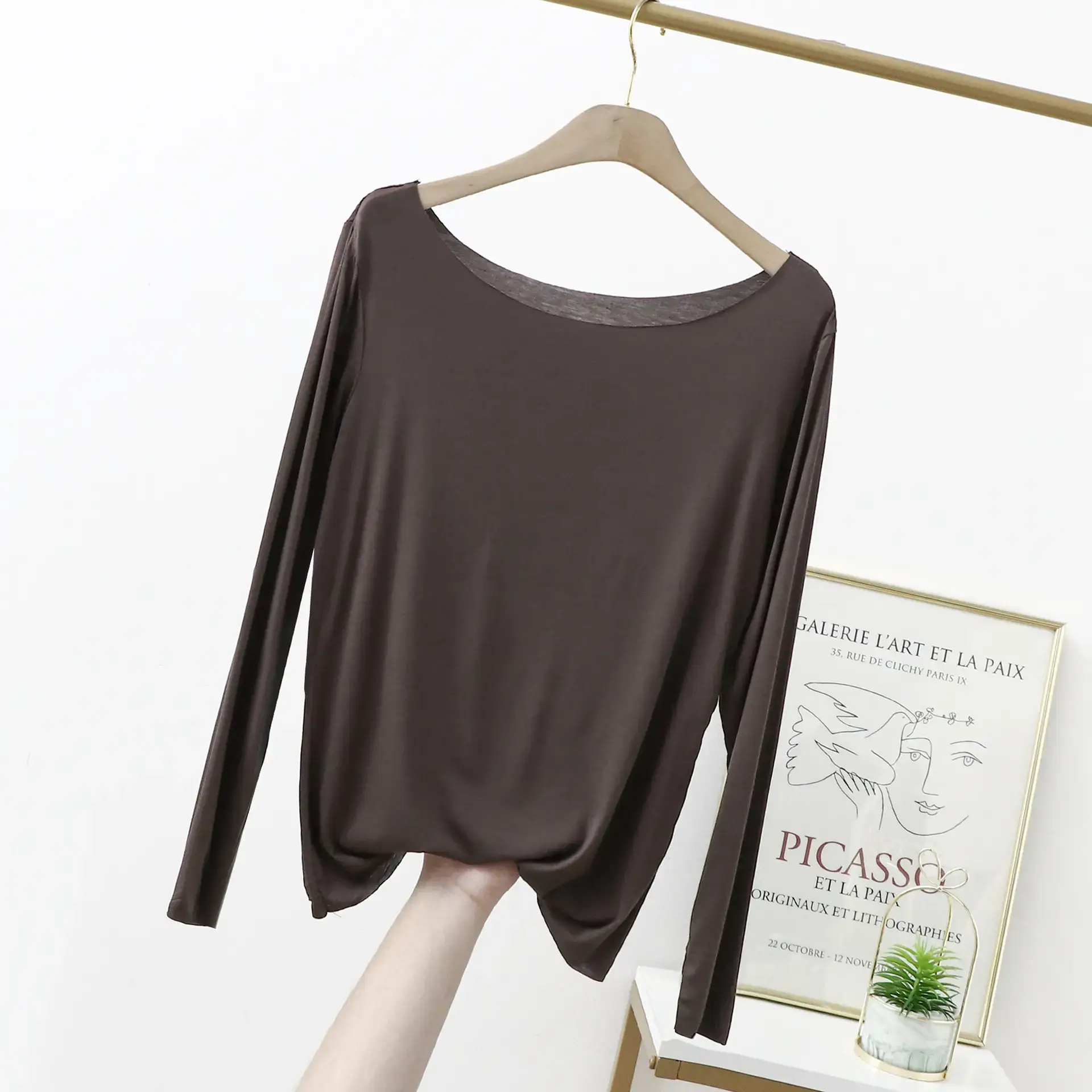 Women's Black Long Sleeve T-Shirt Solid Color Slimming Large - Image 2