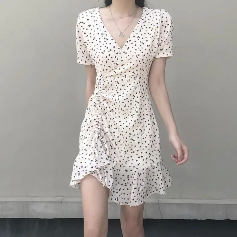Hepburn Style Floral Dress White V Neck Summer 2024 — feature 3