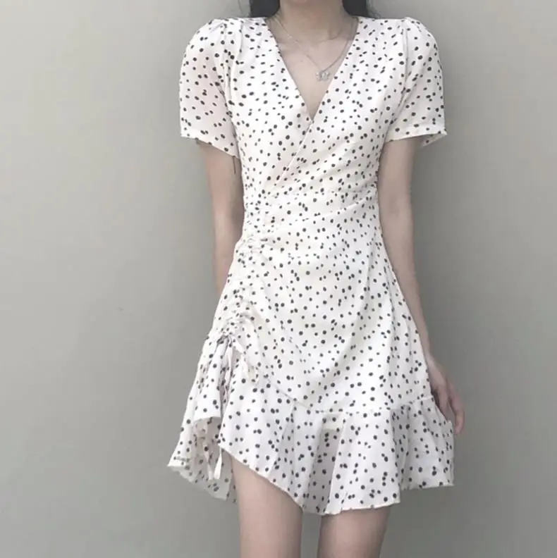 Hepburn Style Floral Dress White V Neck Summer 2024 — feature 4