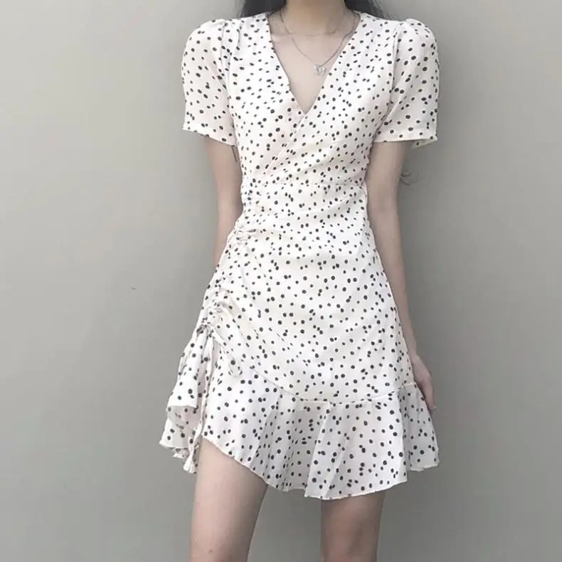 Hepburn Style Floral Dress White V Neck Summer 2024 — feature 5