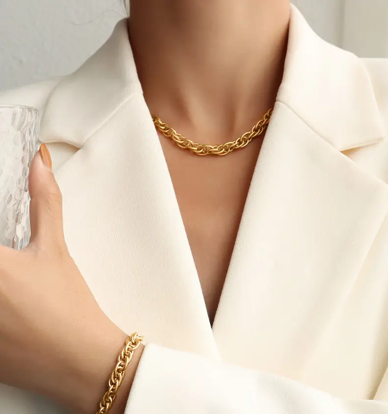 Italian Braided Chain Necklace Set for Women — feature 2