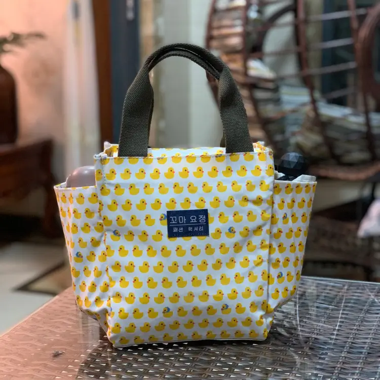 Waterproof Mummy Lunch Bag for Women - Image 7