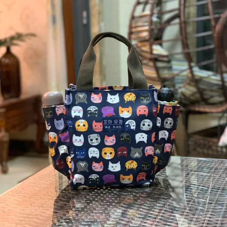 Waterproof Mummy Lunch Bag for Women - Image 9
