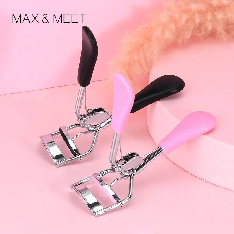 Chrome Eyelash Curler with Black Plastic Handle - Image 15