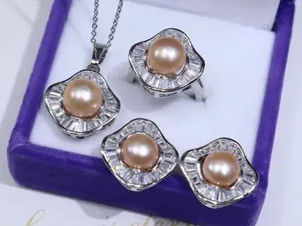 White Pearl Set Pendant Earrings Three-Piece Fashionable 8-9 Large - Image 2