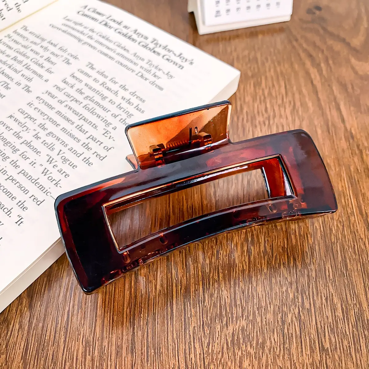 Transparent Korean Arc Hair Clip for Women - Image 13
