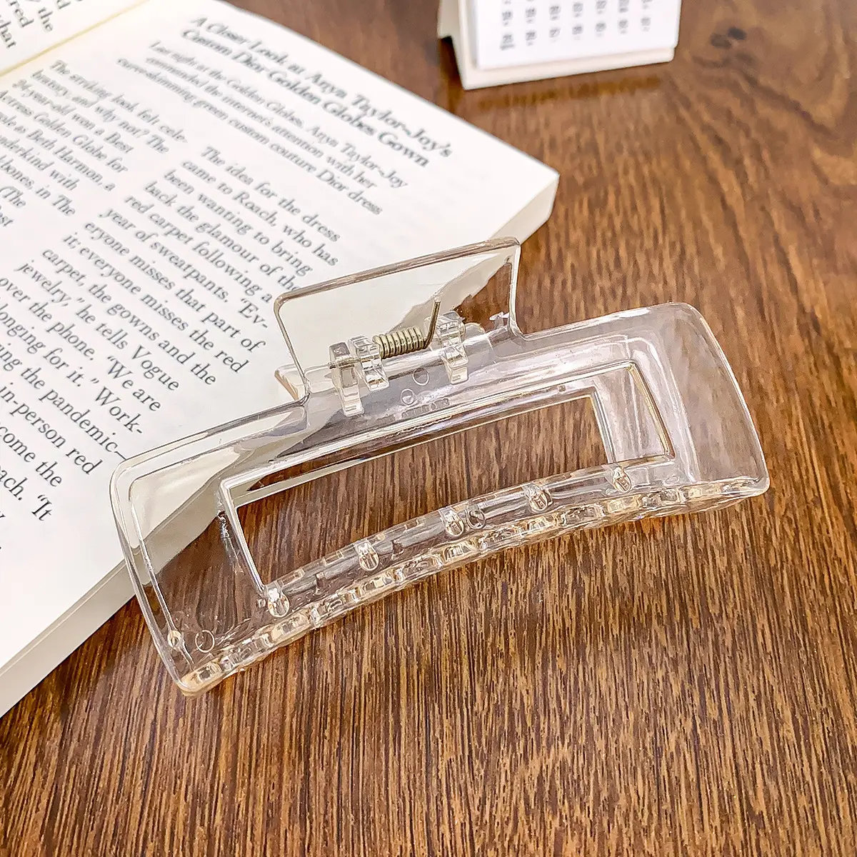 Transparent Korean Arc Hair Clip for Women - Image 14
