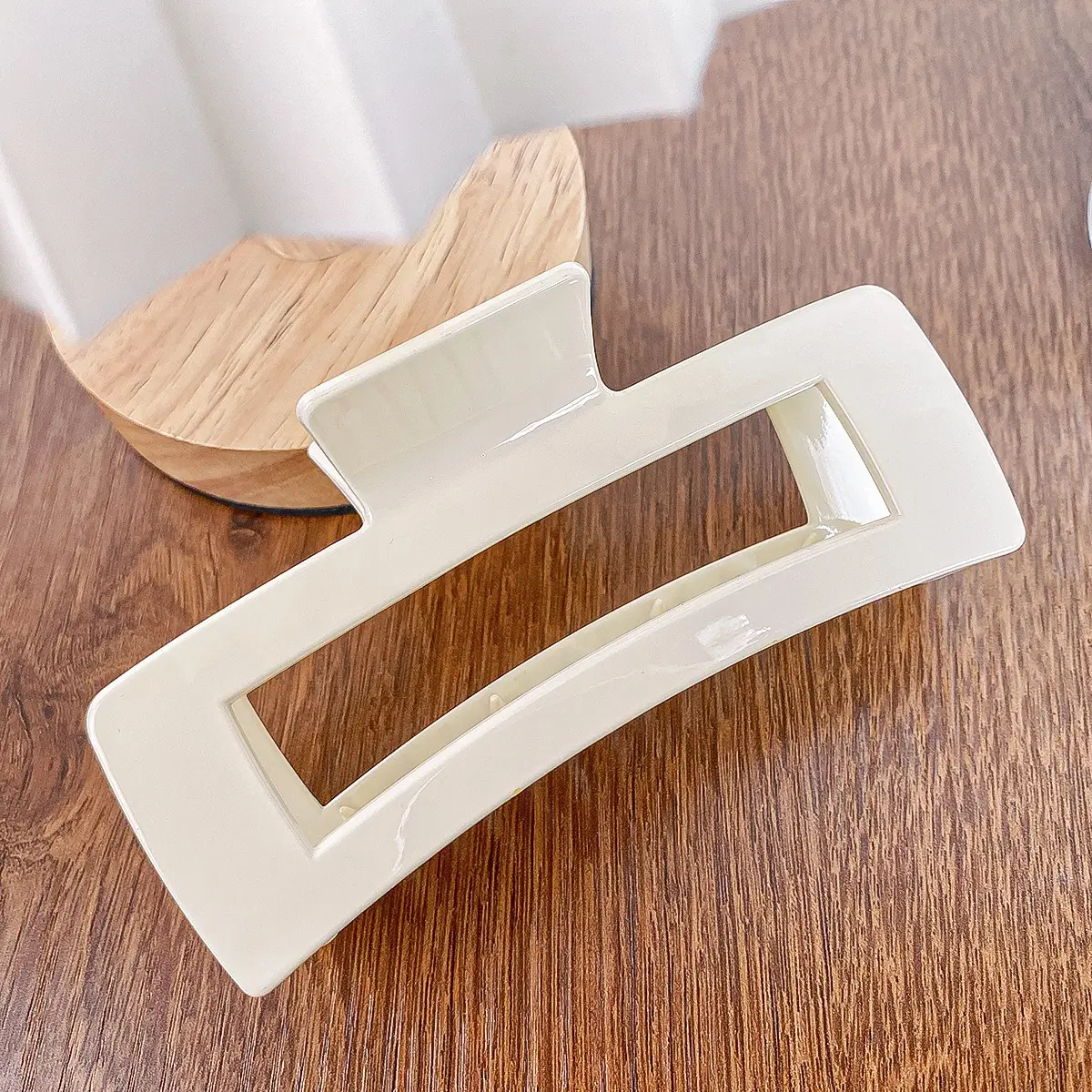 Transparent Korean Arc Hair Clip for Women - Image 16