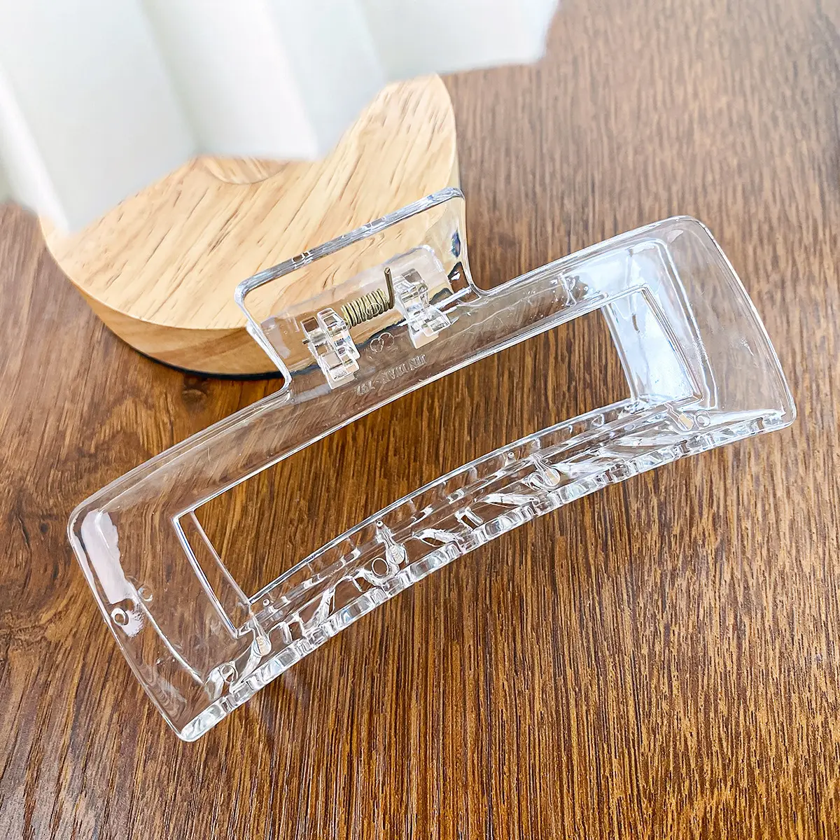 Transparent Korean Arc Hair Clip for Women - Image 17