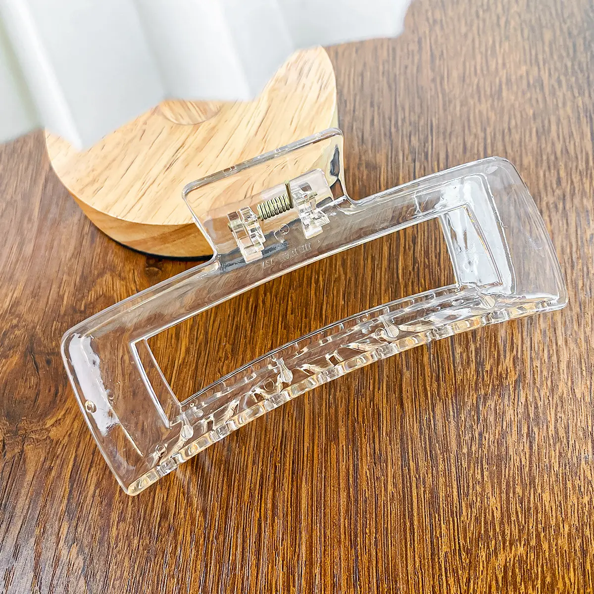 Transparent Korean Arc Hair Clip for Women - Image 19