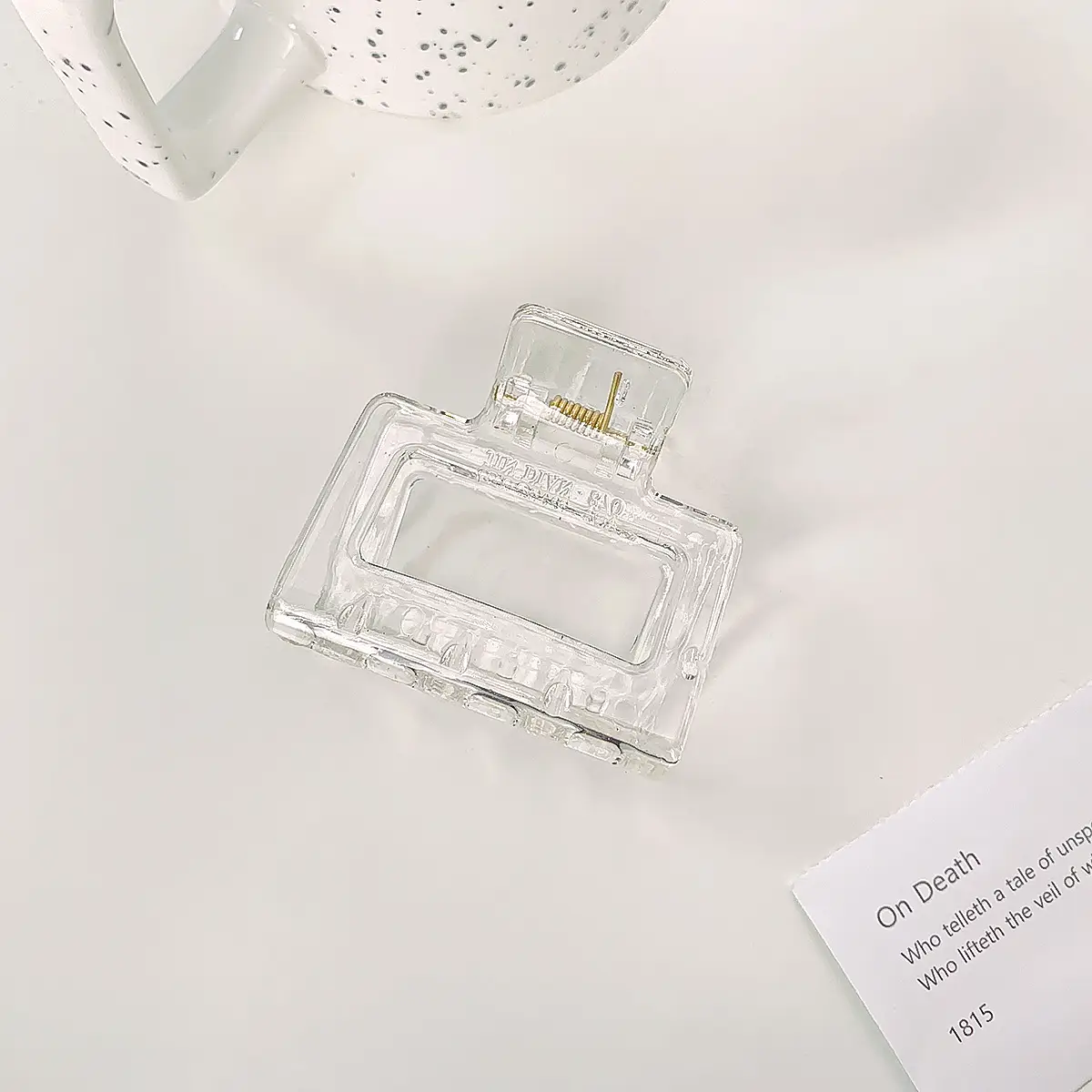 Transparent Korean Arc Hair Clip for Women - Image 3